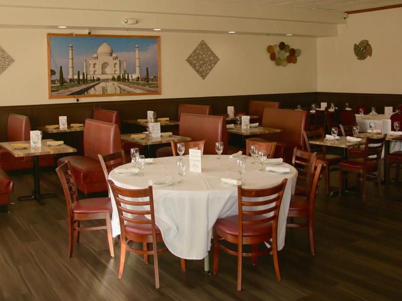 Moon Indian Cuisine interior