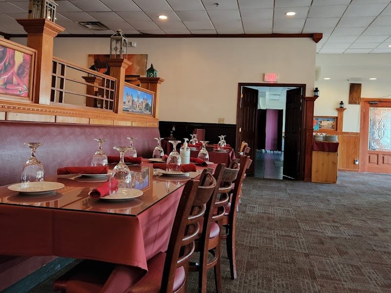 Moon Indian Cuisine interior